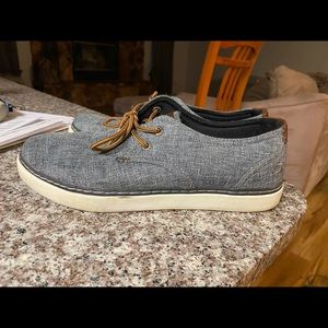 men’s boat shoes